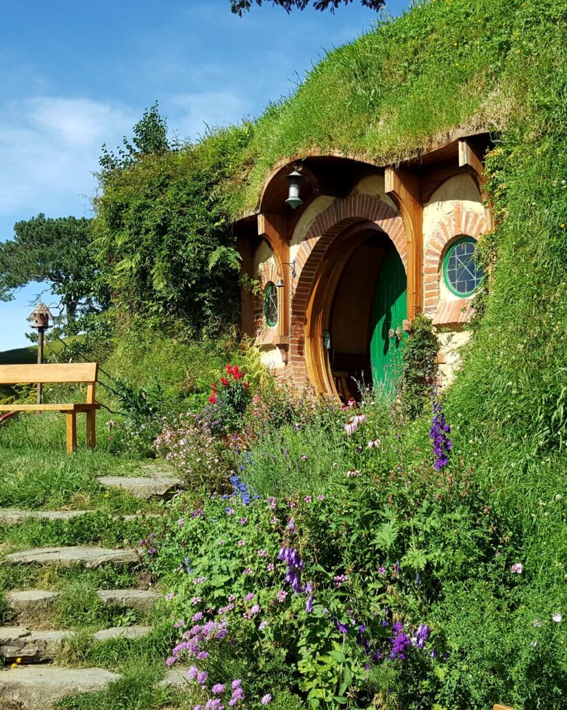 hobbit house new zealand